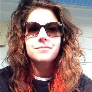 Meet your Posher, Jacquelyn